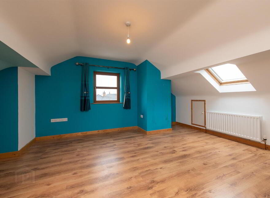 9 Oakwood Heights, Carryduff, Belfast, BT8 8SP