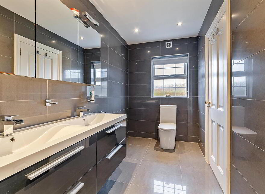 'Cherryvale', 19 Lurgan Road, Glenavy, Crumlin, BT29 4QA