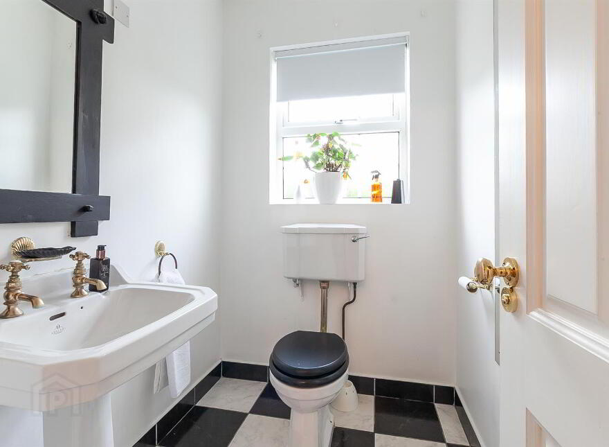 'Cherryvale', 19 Lurgan Road, Glenavy, Crumlin, BT29 4QA