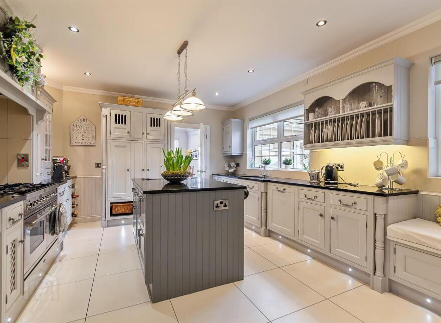 'Cherryvale', 19 Lurgan Road, Glenavy, Crumlin, BT29 4QA