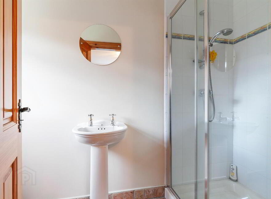 'Cherryvale', 19 Lurgan Road, Glenavy, Crumlin, BT29 4QA