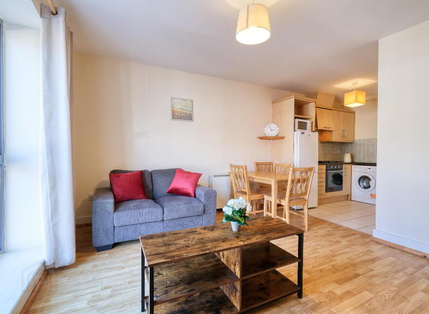 27 Sandy Lane, Richmond Street, N39Y677