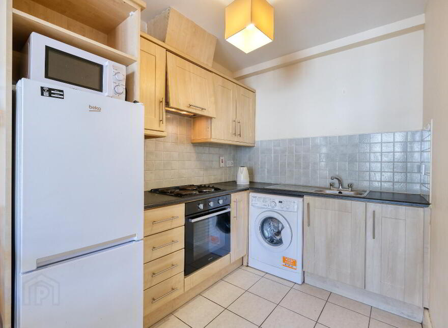 27 Sandy Lane, Richmond Street, N39Y677