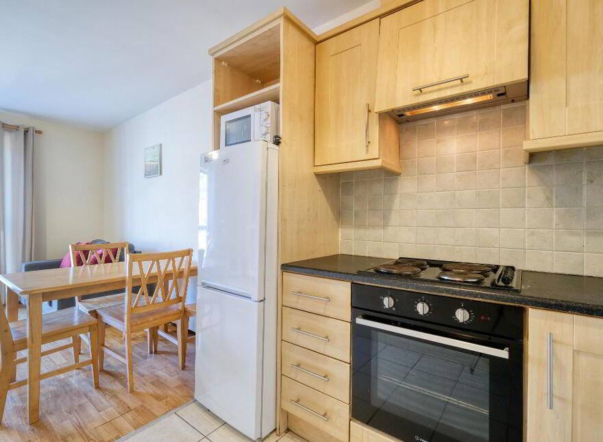 27 Sandy Lane, Richmond Street, N39Y677