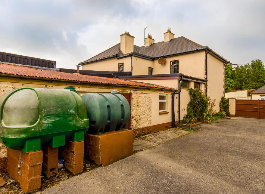 Castle House, Castleplunkett, Tulsk, Castleplunkett, F45E425