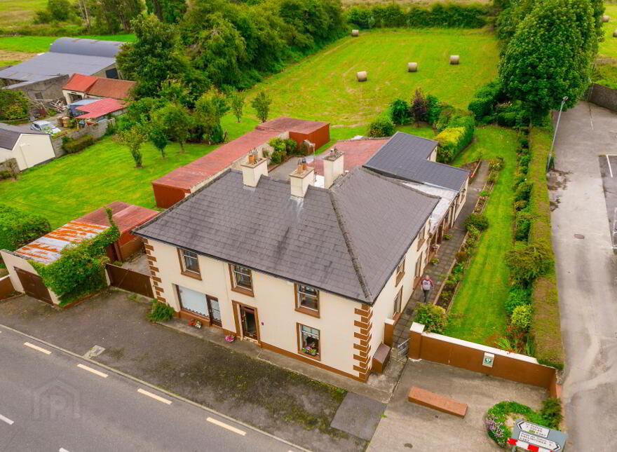 Castle House, Castleplunkett, Tulsk, Castleplunkett, F45E425