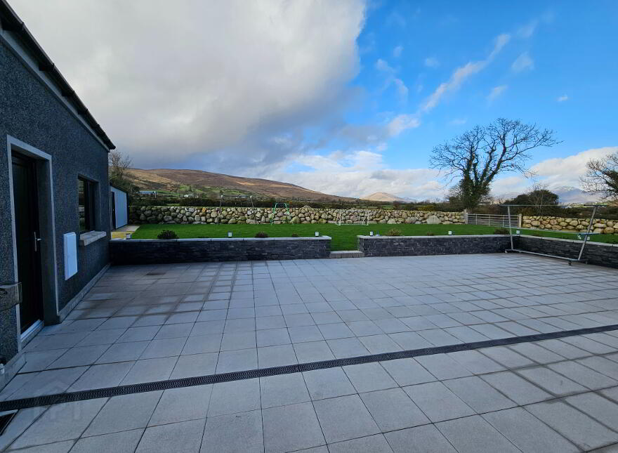 72 Glenloughan Road, Kilkeel, BT34 4SR