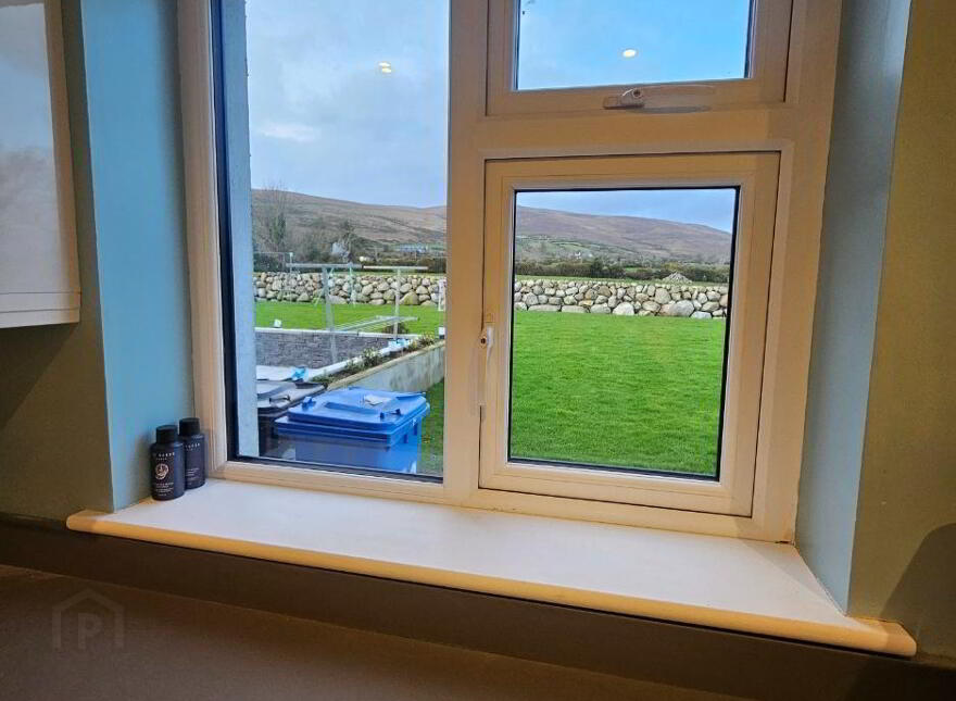 72 Glenloughan Road, Kilkeel, BT34 4SR