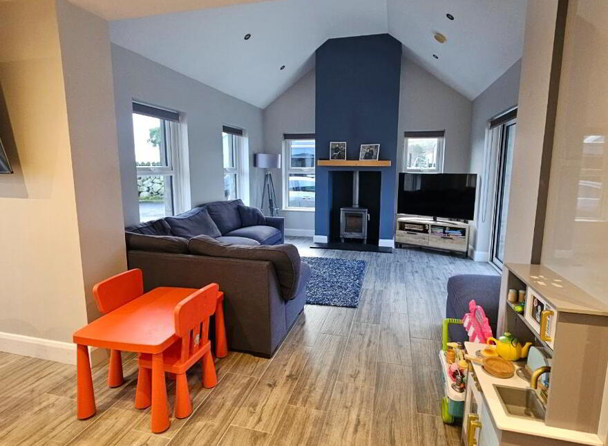 72 Glenloughan Road, Kilkeel, BT34 4SR