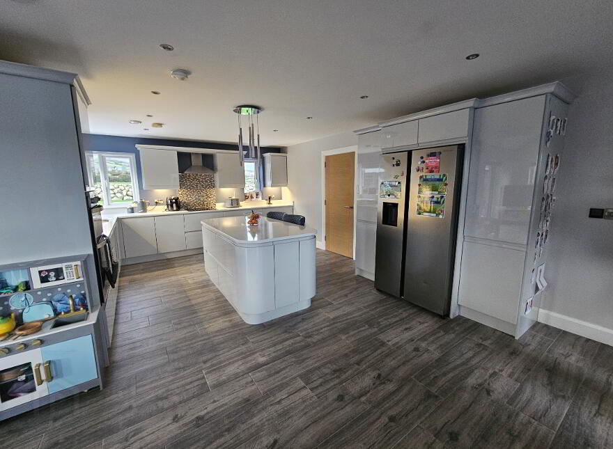 72 Glenloughan Road, Kilkeel, BT34 4SR