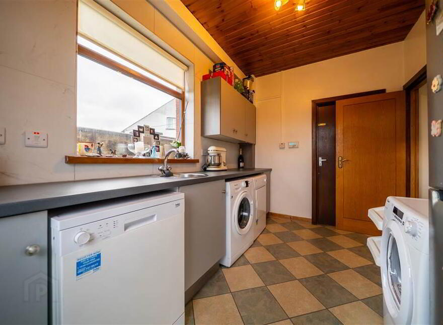 42 Cleland Park North, Bangor, BT20 3EN