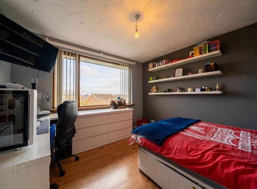 42 Cleland Park North, Bangor, BT20 3EN