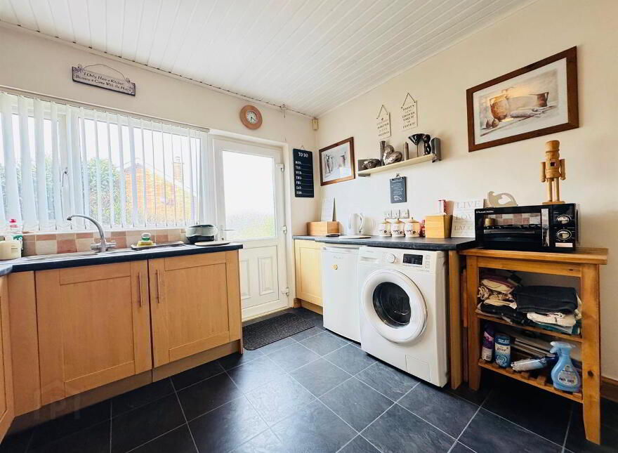 8 Harmin Drive, Hightown Road, Newtownabbey, BT36 7UJ