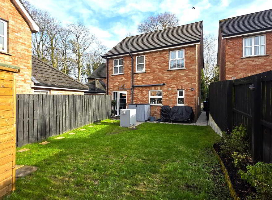 184 Bush Manor, Antrim, BT41 2UQ
