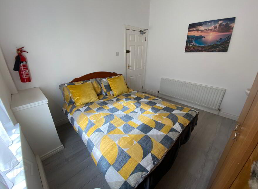 Donegall Road, Some Bills Included, Belfast, BT12 5NA