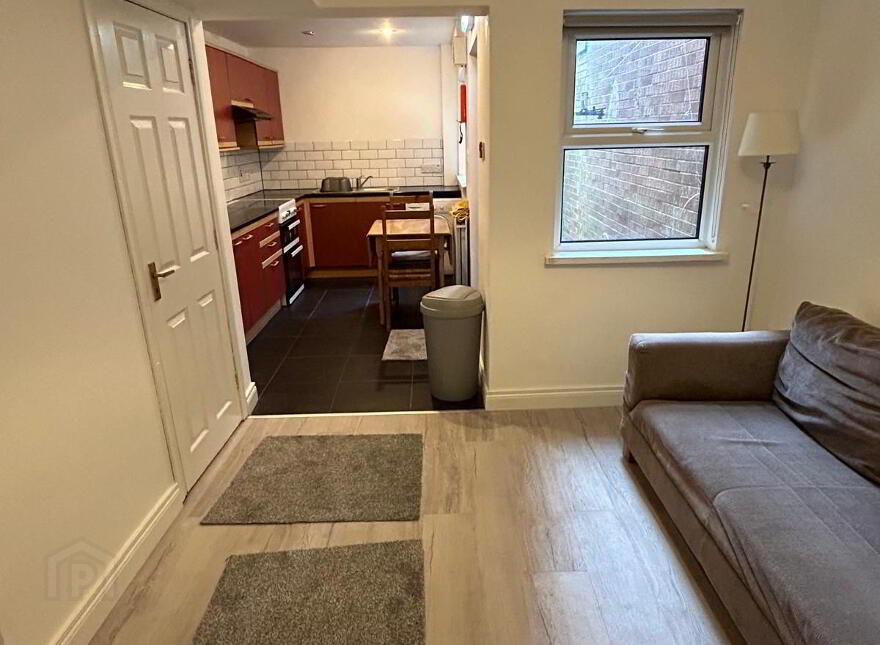 Donegall Road, Some Bills Included, Belfast, BT12 5NA