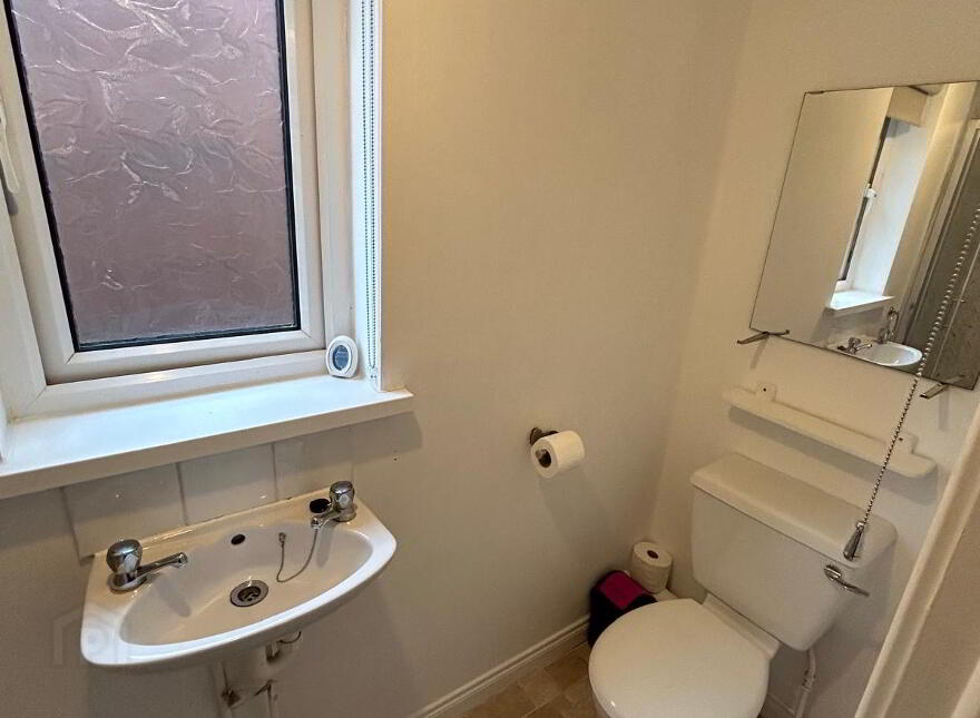 Donegall Road, Some Bills Included, Belfast, BT12 5NA