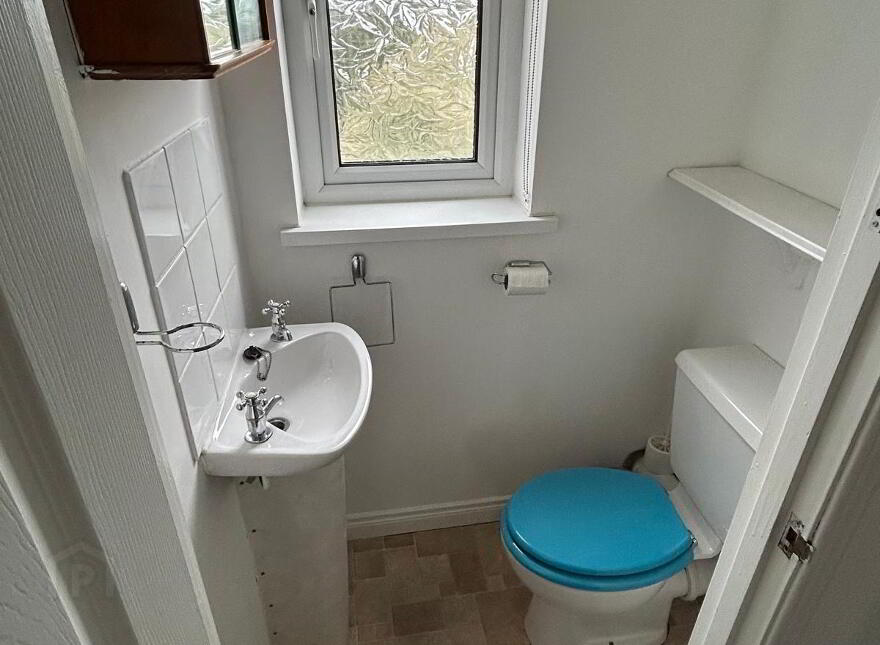 Donegall Road, Some Bills Included, Belfast, BT12 5NA