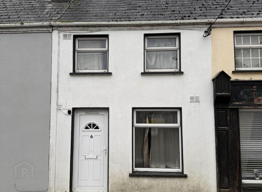 6 Barrack Street, Ballyhaunis, F35R628