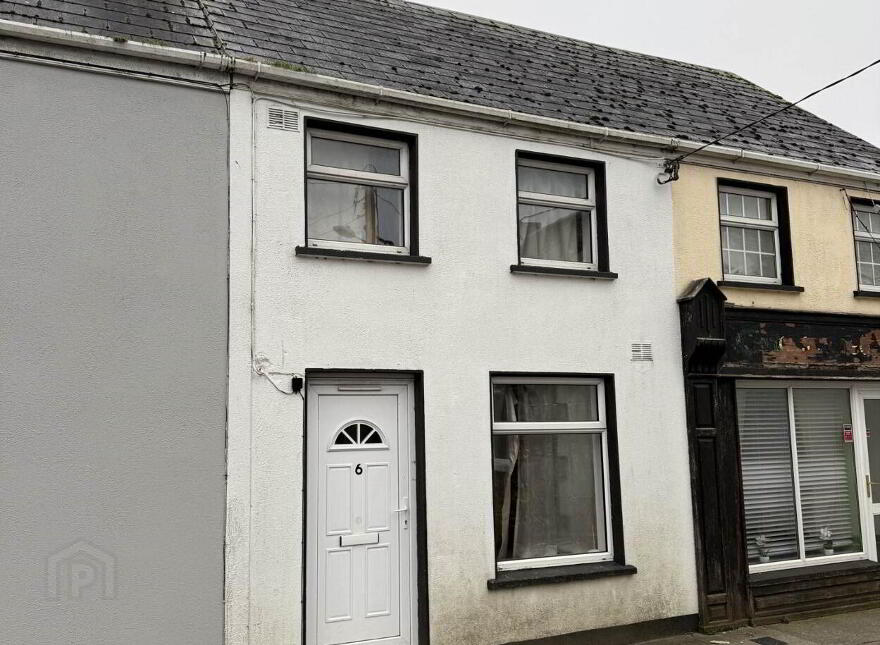 6 Barrack Street, Ballyhaunis, F35R628