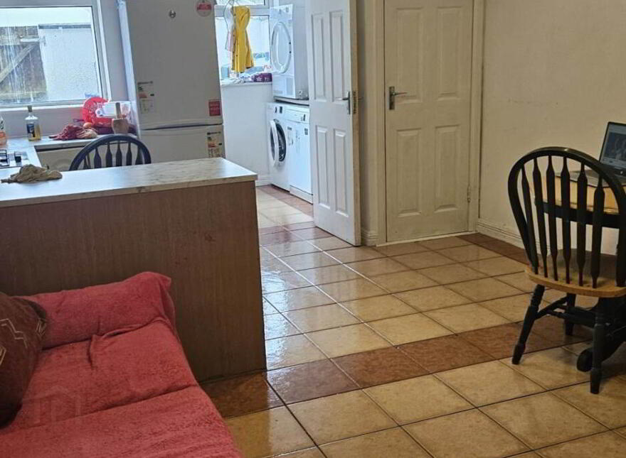 6 Barrack Street, Ballyhaunis, F35R628