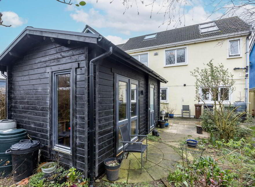 75 Drynam Drive, Kinsaley, Dublin, K67PK81