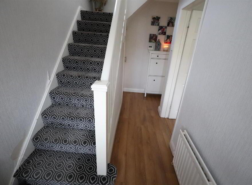 103 Carrs Glen Park, Belfast, BT14 8HF