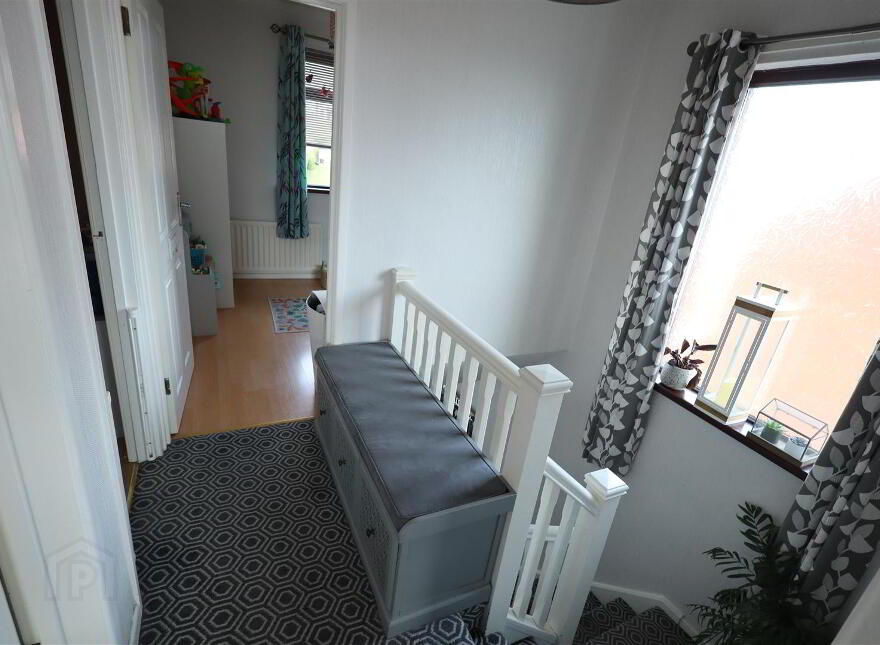 103 Carrs Glen Park, Belfast, BT14 8HF
