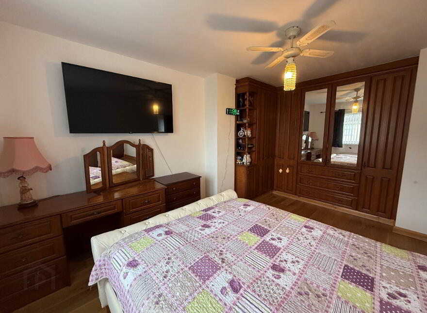 39 Woodford Park, Lurgan, Craigavon, BT66 7HA