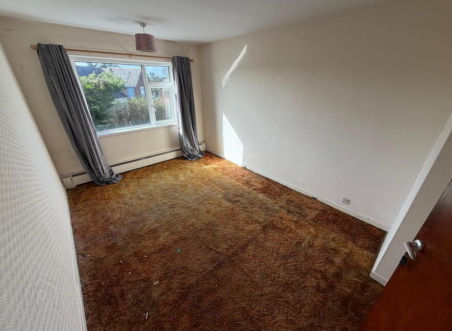 1 The Crescent, Carryduff, Belfast, BT8 8DW