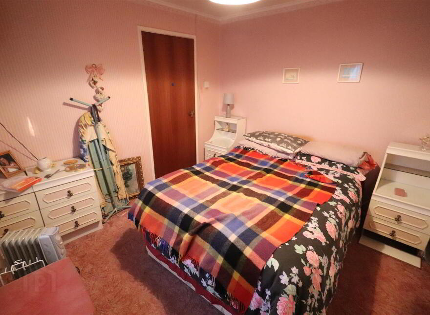 2b Iona Gardens, Newtownabbey, BT37 9EX