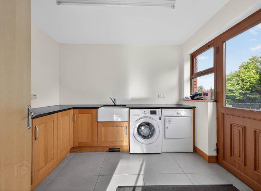 56B Crawfordstown Road, Drumaness, Ballynahinch, BT24 8LZ
