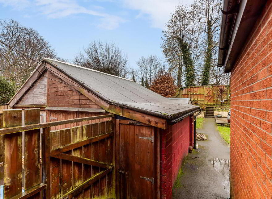 79 Kirkliston Park, Belfast, BT5 6ED