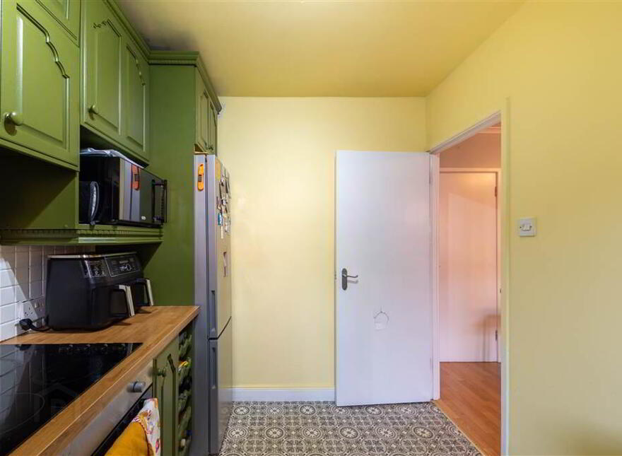 74a Glen Road, Belfast, BT11 8BH