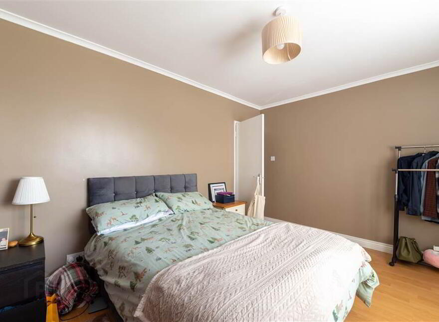 74a Glen Road, Belfast, BT11 8BH