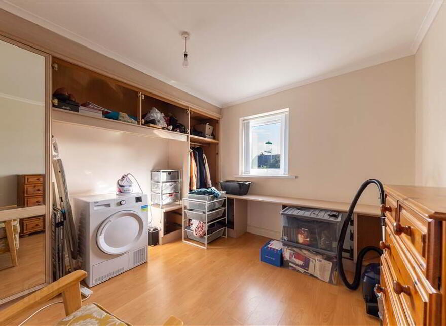 74a Glen Road, Belfast, BT11 8BH