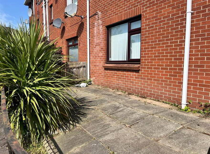 74a Glen Road, Belfast, BT11 8BH