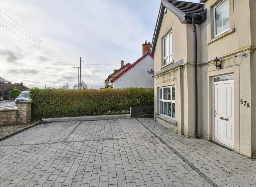 57a Ballynahinch Road, Carryduff, BT8 8DL
