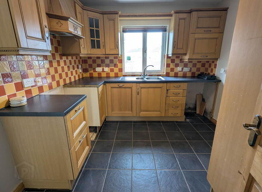 46 Ashbourne Manor, Enniskillen, BT74 4BB
