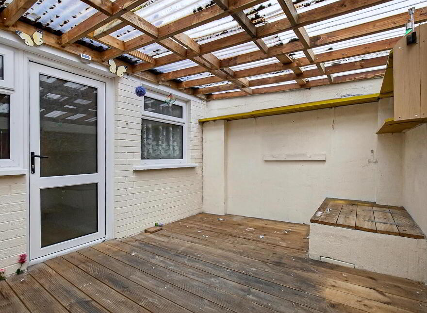 38 St. James's Crescent, Belfast, BT12 6DW
