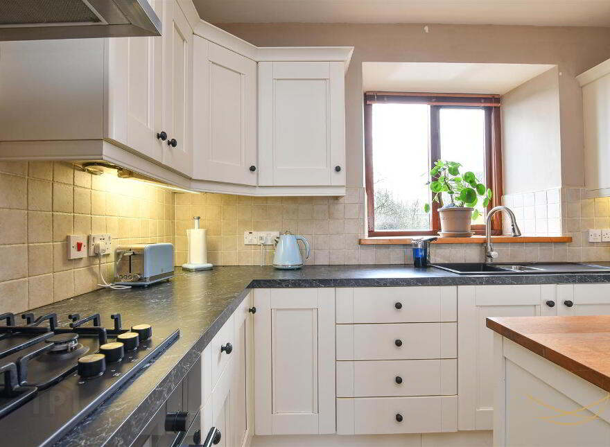 2 Dixons Corner, Doagh, Ballyclare, BT39 0UF
