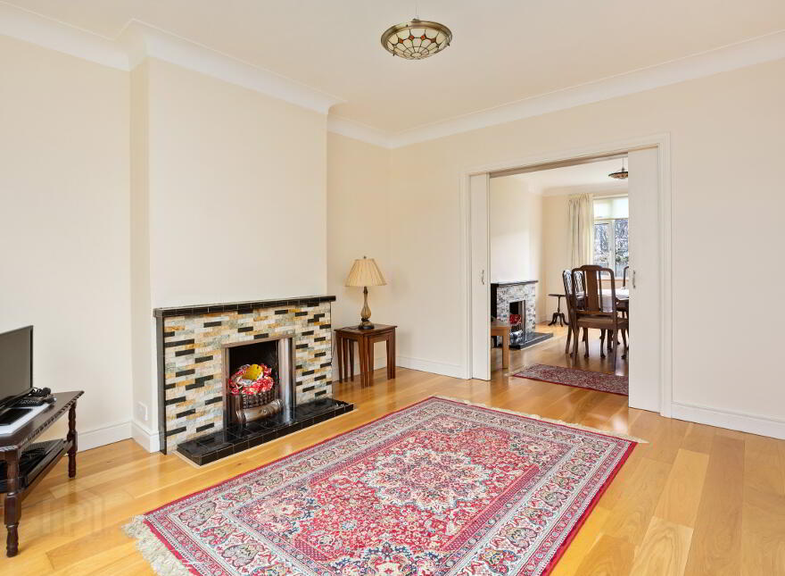 101 Lucan Heights, Lucan, K78K1W6