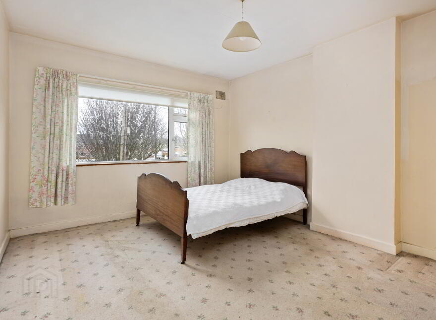 101 Lucan Heights, Lucan, K78K1W6
