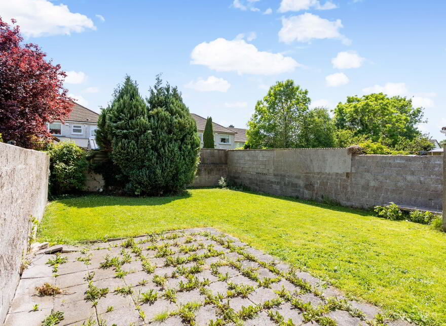 101 Lucan Heights, Lucan, K78K1W6