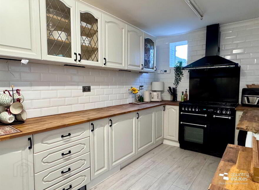 37 Ballynure Road, Ballyclare, BT39 9AG