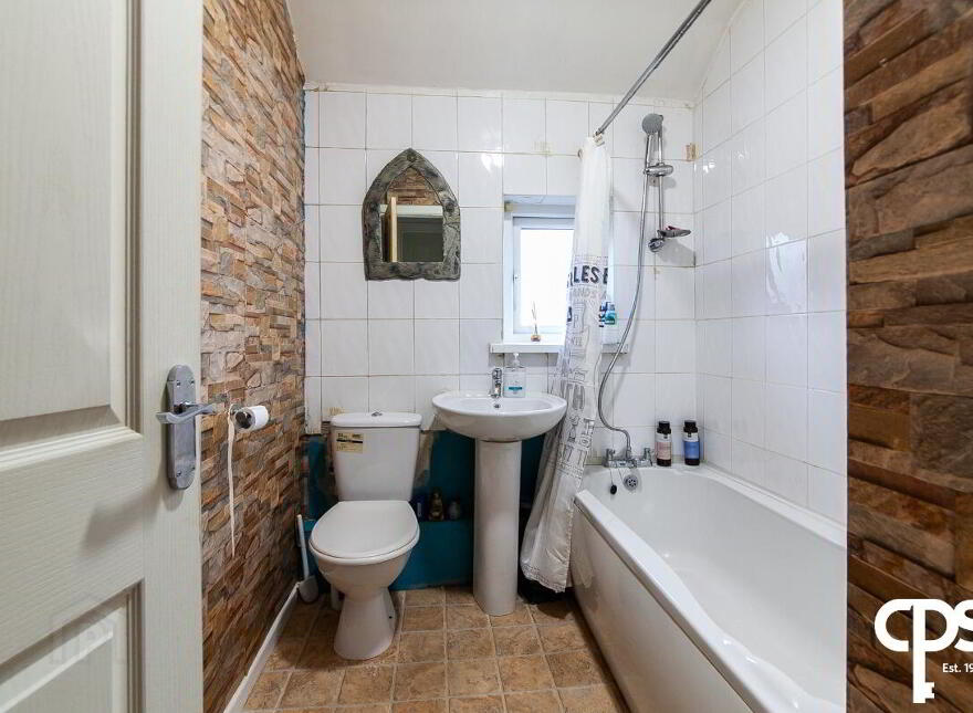 62 Highbury Gardens, Belfast, BT14 7LG