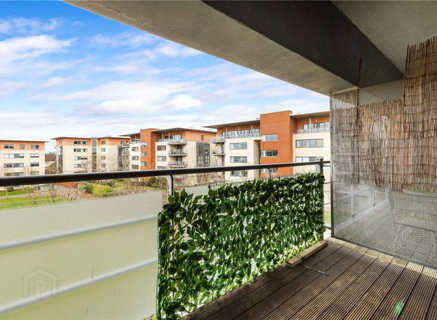 43 The Oval, Tullyvale, Cabinteely, Dublin, D18X573