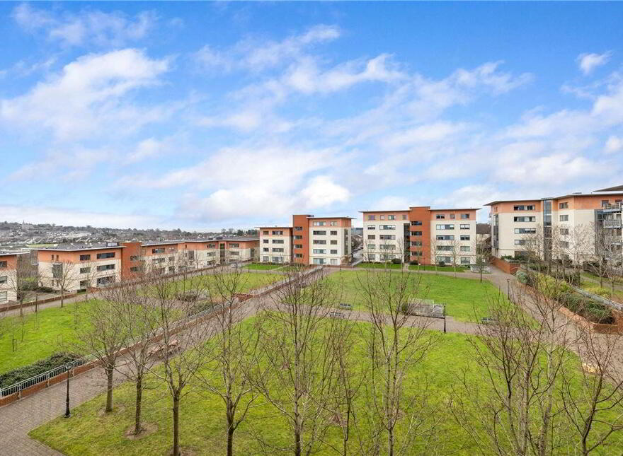 43 The Oval, Tullyvale, Cabinteely, Dublin, D18X573