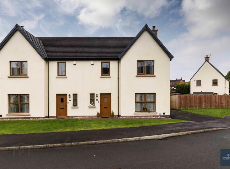 4 Nicholson Green, Donaghcloney, BT66 7UY