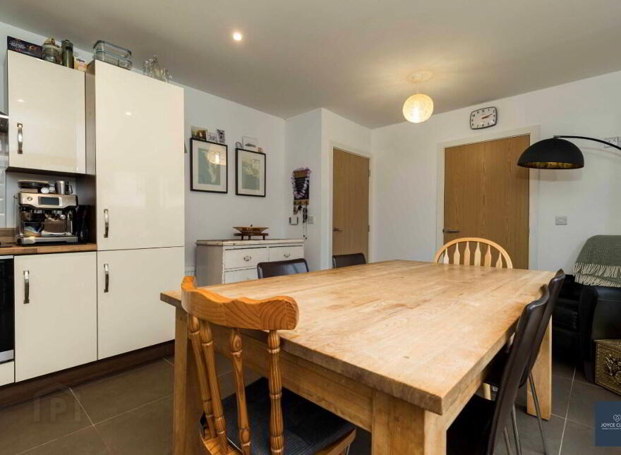 4 Nicholson Green, Donaghcloney, BT66 7UY